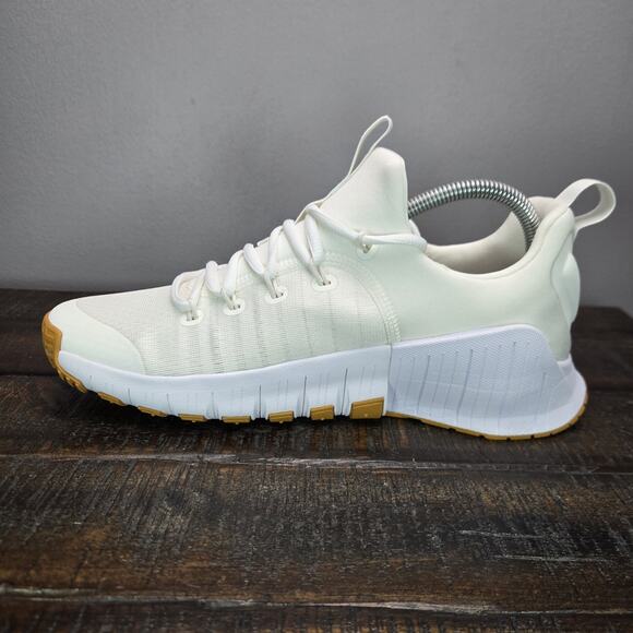 NEW Nike Free Metcon 6 Womens Size 11 Training Shoes Monarch White FJ7126-103 - Picture 6 of 12